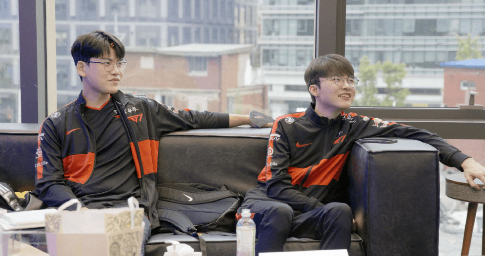 壹号娱乐-Faker赛事官方发布逆转新规，老鹰争议不断！的简单介绍