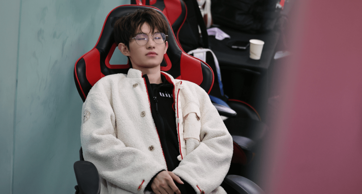 壹号-Rookie遭遇二十连败，巴黎圣日耳曼教练面临压力！的简单介绍